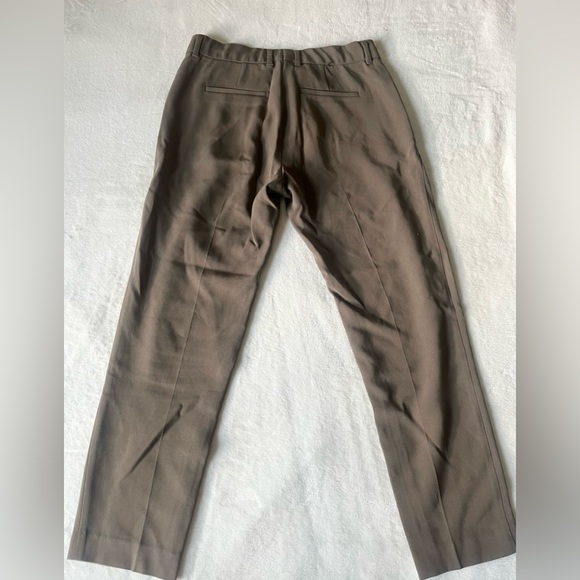 Aritzia Babaton Command Pant - Picture 5 of 7
